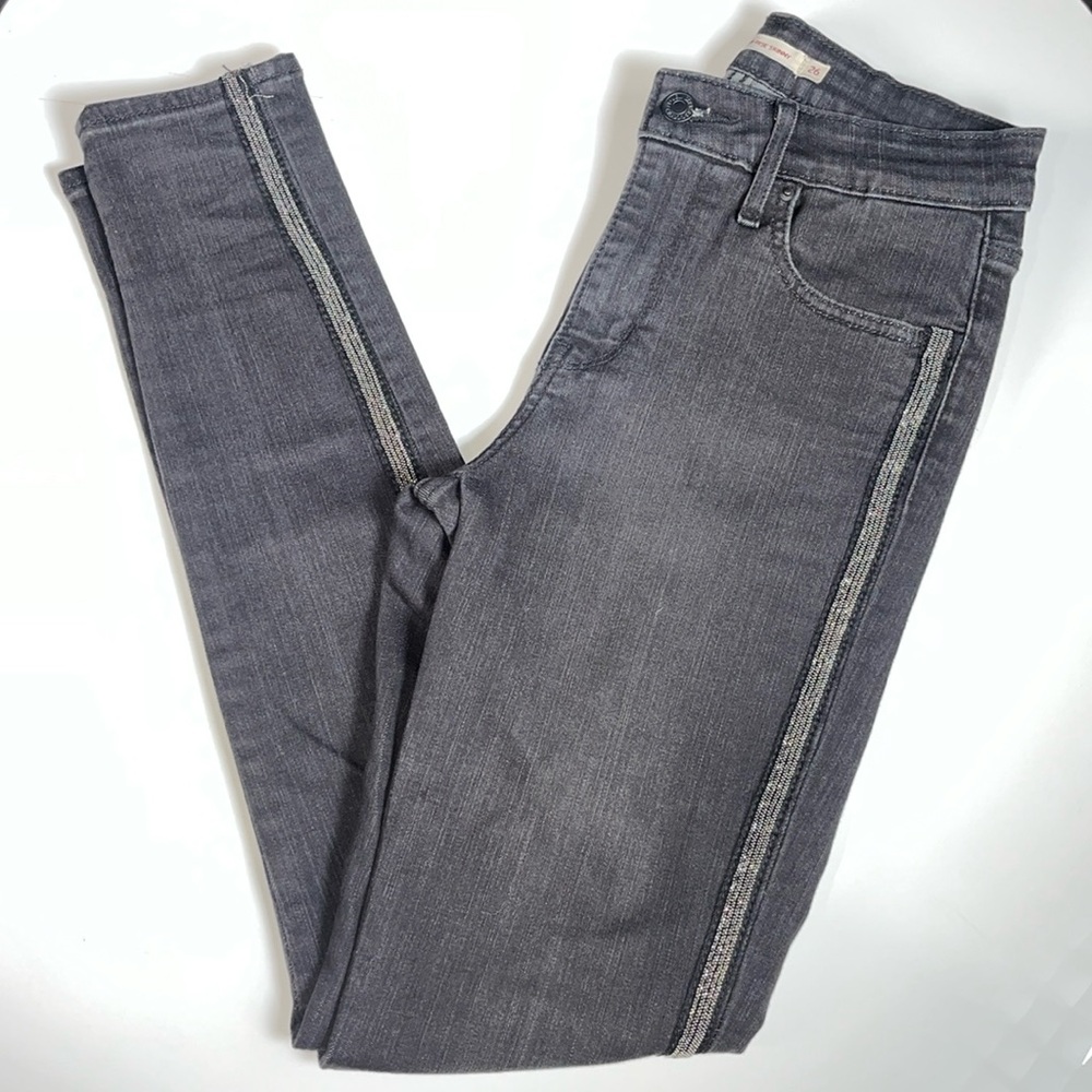 Levi’s Premium 721 High Rise Skinny Jean Vintage Silver Gem Detail Down Legs 26